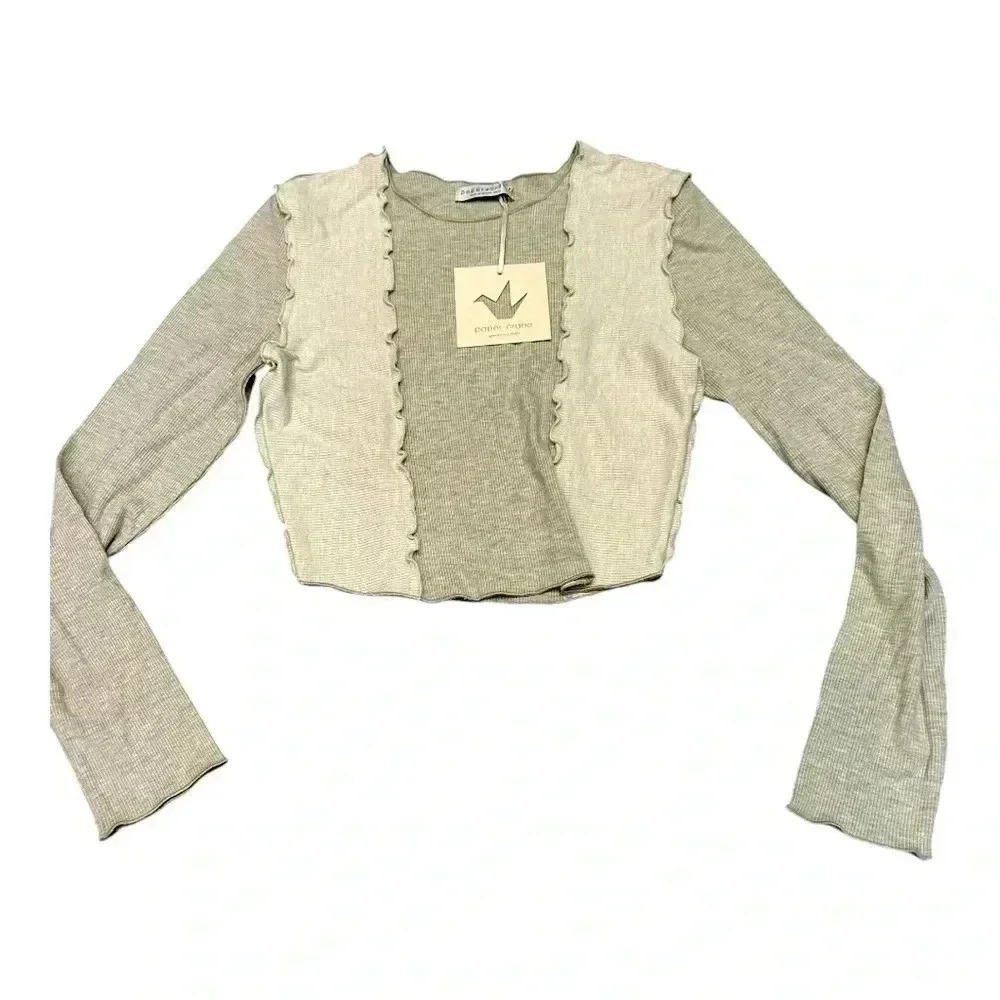 NWT Paper Crane cropped top Women Size S, beige and gray.